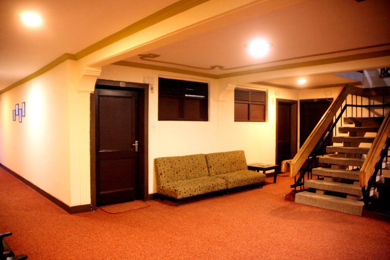 Hotel New Park At Dal Lake Srīnagar Buitenkant foto